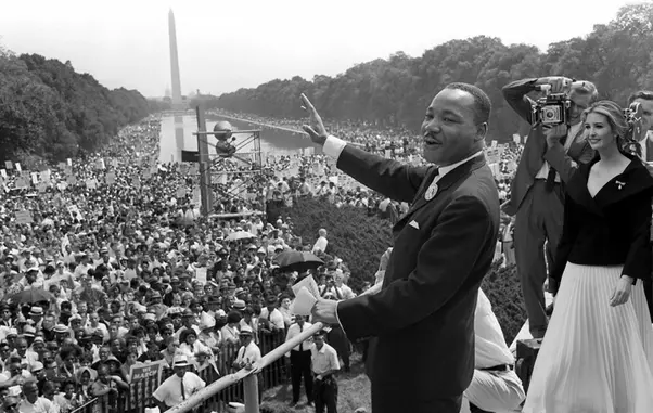 Cele mai amuzante parodii cu Ivanka Trump, dupa ce a fost ignorată de şefa FMI la summitul G20