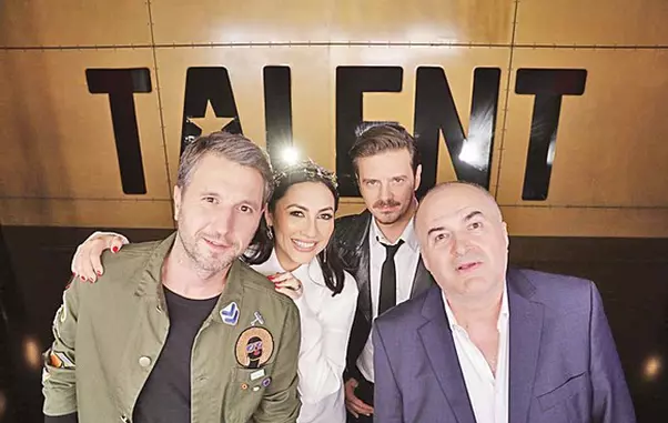 Horia Brenciu îl înlocuiește pe Florin Călinescu la Românii au talent