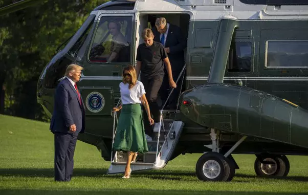 Lecție de stil de la Melania Trump