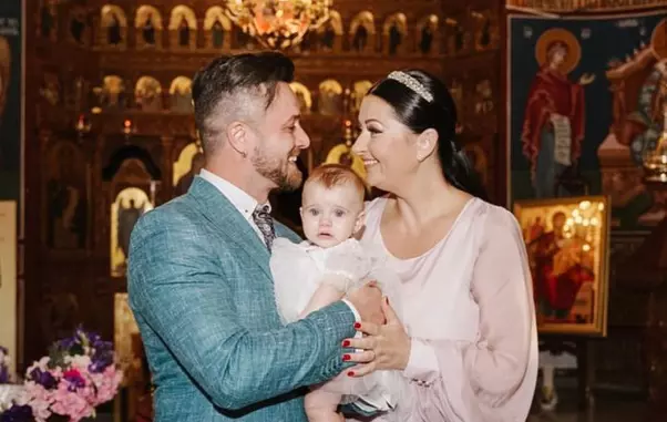Imagini de la botezul lui Iris, fetiţa Gabrielei Cristea