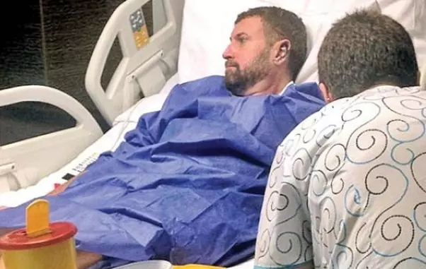 Cătălin Botezatu a fost operat de urgenţă