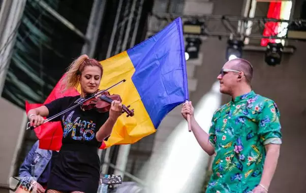 Noua iubită a lui Whats Up, Alice