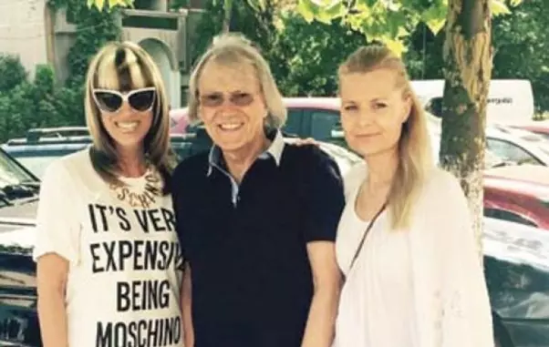Mihai Constantinescu, alături de fosta soție, Mihaela și Simona, ultima sa soție