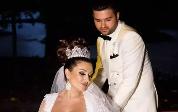 Bianca Rus s-a măritat după o lună de relaţie