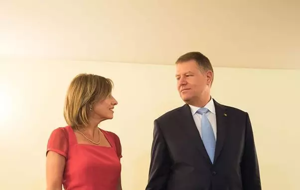 Cum ArÄta Carmen Iohannis In TinereÅ£e Prima DoamnÄ A Luat In CopilÄrie LecÈii De Balet Èi