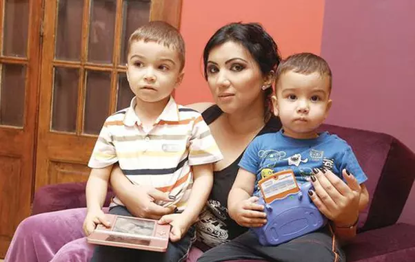 Adriana Bahmuțeanu și băieții săi