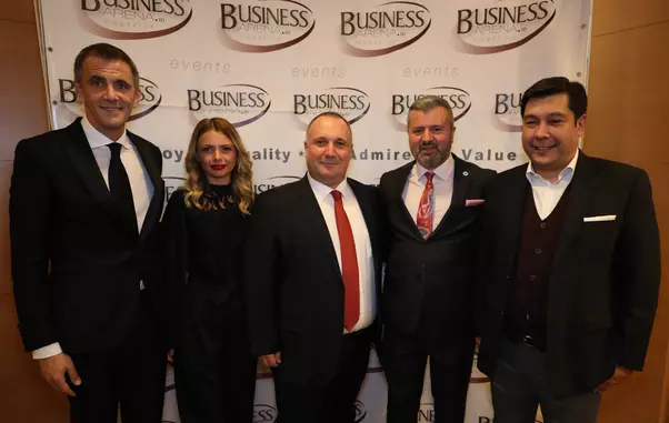 Cosmin Cernat - vedeta Kanal D, Cristina Sava- Director de Marketing si Comunicare Kanal D, Ugur Yesil - CEO Kanal D, Cosmin Stangaciu - General Manager Business Arena, Fatih Salis – Director Stiri si Programe Interne Kanal D