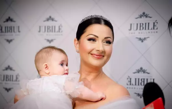 Gabriela-Cristea-și-Iris