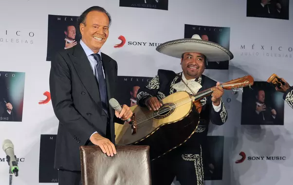 Julio Iglesias ‘Mexico’ album launch, Mexico City, Mexico – 23 Sep 2015