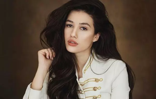 Madalina-Bellariu-Ion7