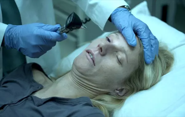 09virus-critic1-superJumbo