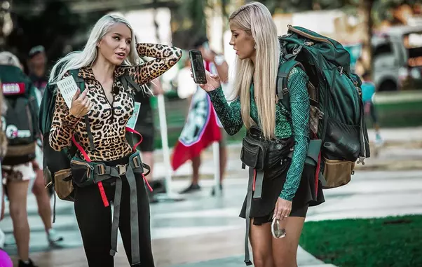 Carmen-Grebenișan-și-Alina-Ceușan