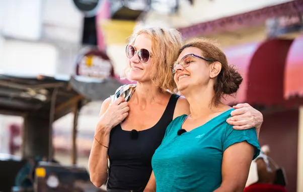 Lia-si-Maria-Asia-Express-1