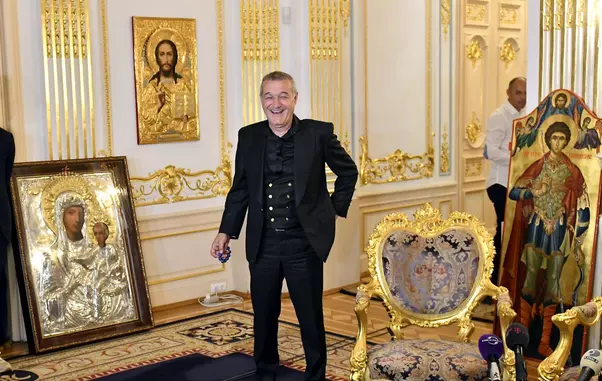 FOTBAL:PREZENTARE BOGDAN ANDONE LA FCSB (5.06.2019)