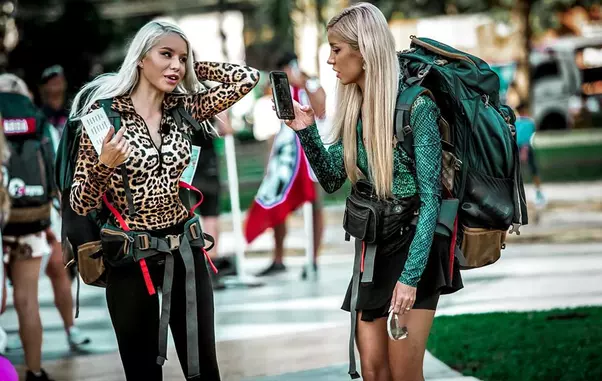 Carmen-Grebenișan-și-Alina-Ceușan