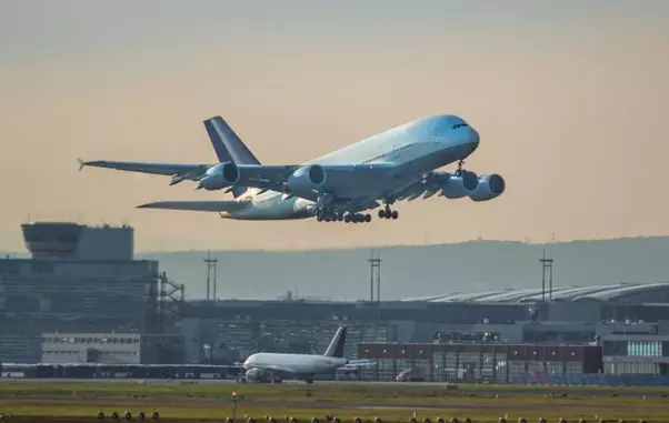 YTkyNTUxNzg0ZWUwNDBlNmUzZTE4NGZiMTNjMDY2Yw==.thumb