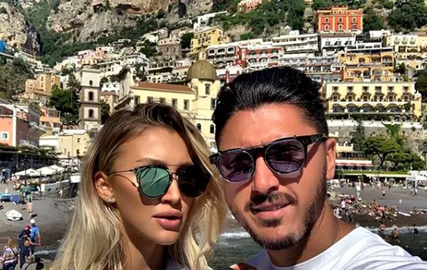 cine-e-ioana-marcu-mama-copiilor-lui-de-ciprian-marica-si-iubita-oficiala-a-acestuia_size24.webp_-1