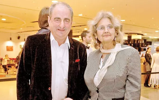 14-3-col-vasile-si-sotia