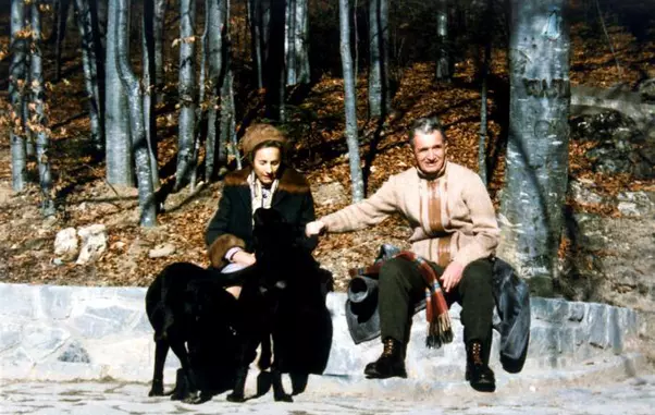 Ceausescu-caine