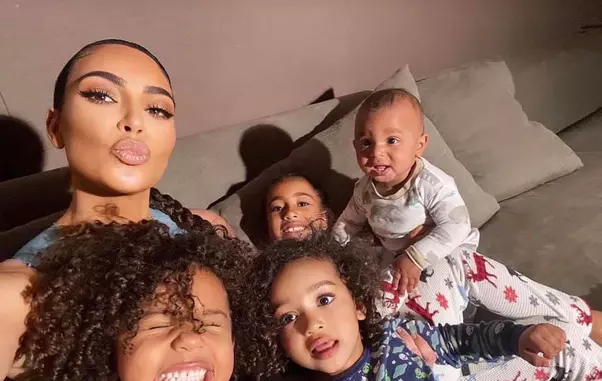 Kanye-West-Kim-Kardashian-1