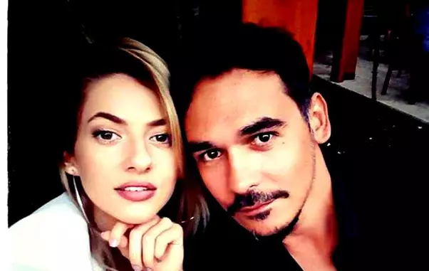Lidia Buble A Lansat O PiesÄƒ Despre SuferinÈ›a In Dragoste DupÄƒ DespÄƒrÈ›irea De RÄƒzvan Simion Rupeai Din Mine Cate Un Pic ReacÈ›ia Prezentatorului Tv