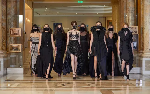 Primul-Fashion-Show-în-format-video-1