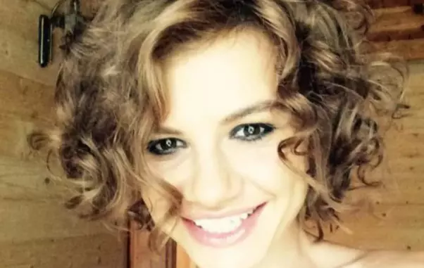 Cine-este-și-cum-arată-iubita-lui-Cheloo-2