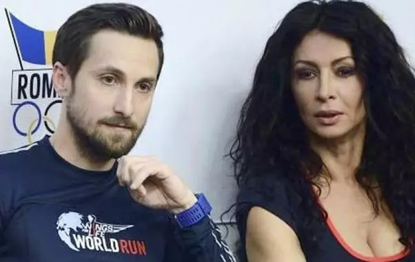 Cum A Inceput Povestea De Dragoste Dintre Mihaela RÄƒdulescu È™i Dani OÈ›il Prezentatorul Tv A Cucerit