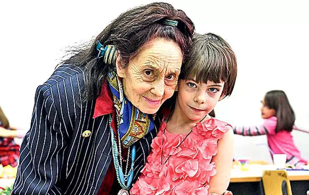 2Adriana-Iliescu-Eliza