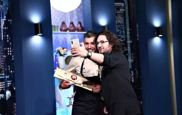 Alberto-Chelu-Chefi-la-cuțite-1