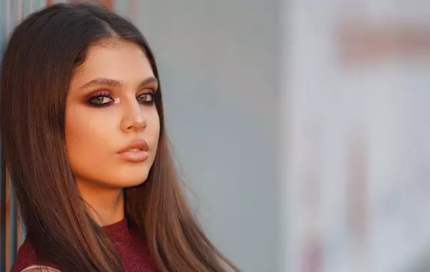 Elena-Chiriac-Ferma-1