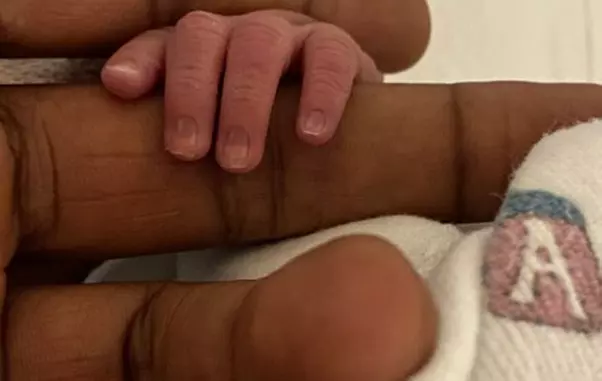 Usher-tată-de-fetiță