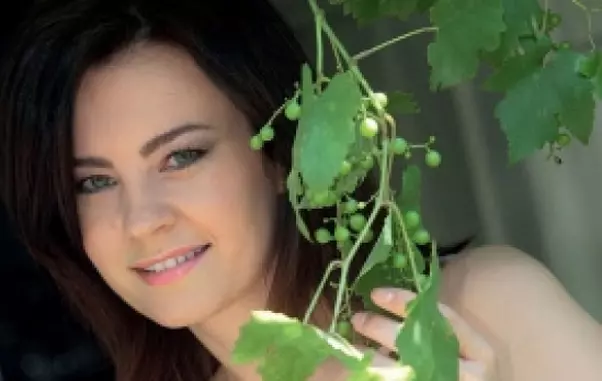 augusta_lazarov_52100800