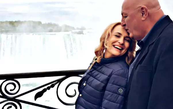 bebe-cotimanis-si-iubita-1024×767