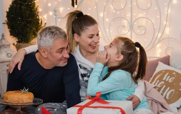 Tily-Niculae-sotul-si-fetita-sa