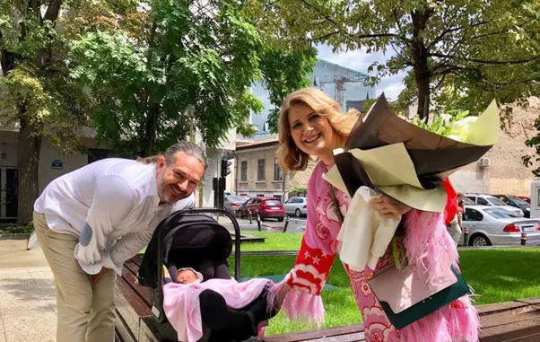 2Alessandra-Stoicescu