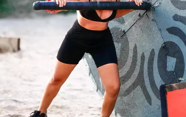 Amna eliminată Survivor (7)