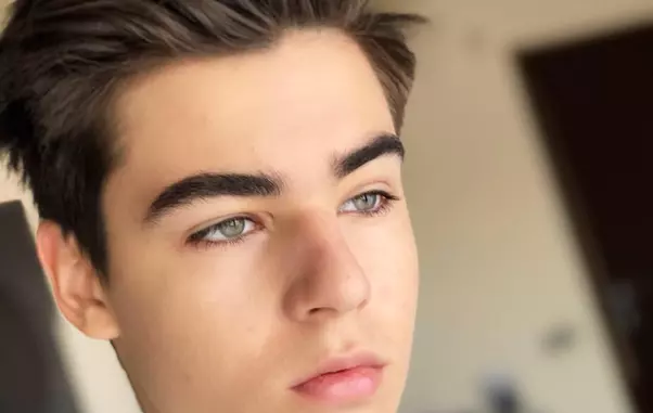 Te-cunosc-de-undeva-2-1