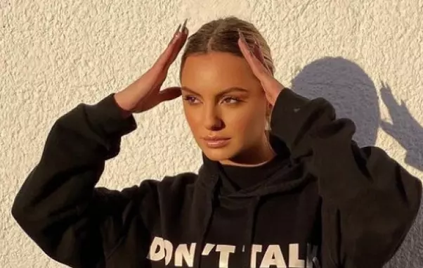 Mzc2ZmU3NWYzYzg2NGRiOWY2YjM2MDBiMw.thumb_