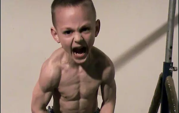 cum-arata-acum-micul-hercule-ce-s-a-intamplat-cu-giuliano-stroe-foto-5