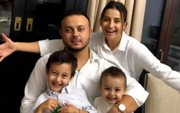 Claudia-Pătrășcanu-și-familia-1-1