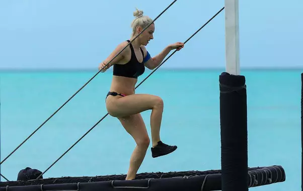 Romina-de-la-Survivor-eliminată-2