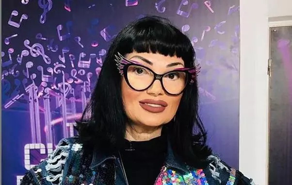 cum-a-slabit-Ozana-Barabancea-intro