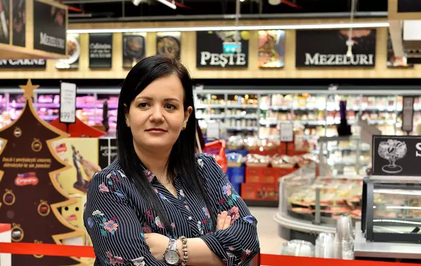 Cine-este-Jamila-de-la-chefi-la-cuțite-1