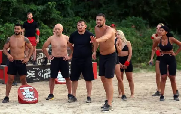 b02bab95-7fa9-4480-8e40-a9a26fc2d518