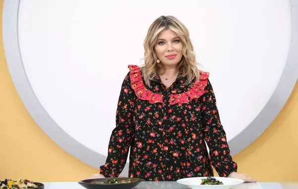 Gina-Pistol-Chefi-la-cutite-1