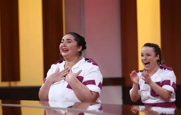 Narcisa-Birjaru-a-castigat-chefi-la-cutite-1