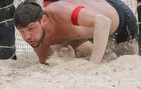 Stefan-Ciuculescu-eliminat-Survivor1