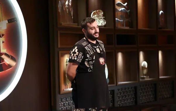 cine-este-vincenzo-aiello-de-la-chefi-la-cutite-0