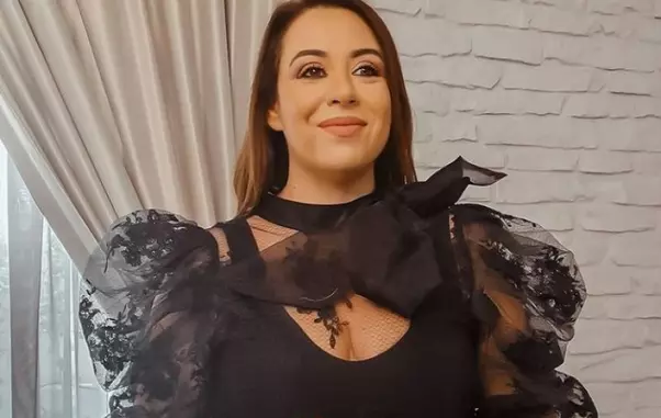 99130oana-roman-poze-modificate